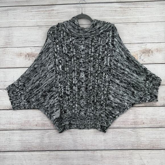 Moth Anthropologie Cable Knit Oversized Boxy Sweater Womens Medium Black White - Picture 2 of 7